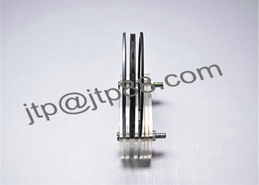 8DC11 Mobil Piston Rings Untuk MITSUBISHI ME999990 ME090586 / Bagian-bagian Mesin Diesel